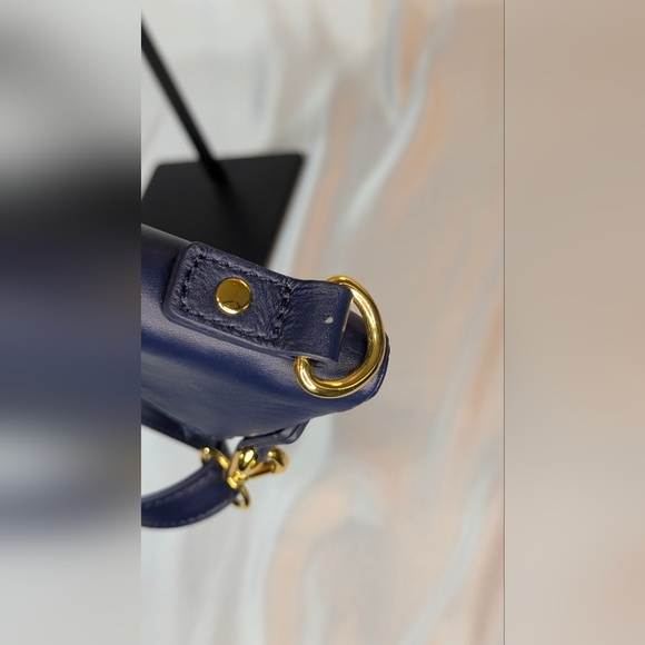 Joy & Iman Convertible Shoulder Bag Crossbody Clutch Blue Leather Gold Hardware - Picture 5 of 5